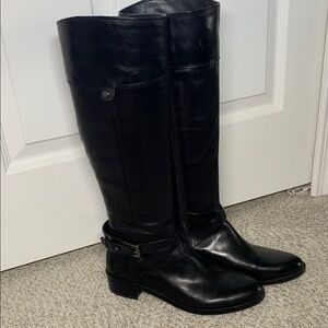 Vinca Camuto Jaran black leather riding boots with metal accents size 7.5